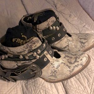 Freebird “Saloon” Boots - size 10